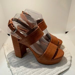 MI IM ORANGE PLATFORM SLINGBACK HEELS ANIMAL PRINT SIZE 7